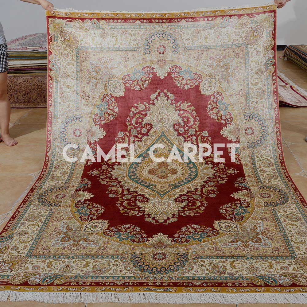 Silk Handmade Traditional Area Floor Carpet.jpg